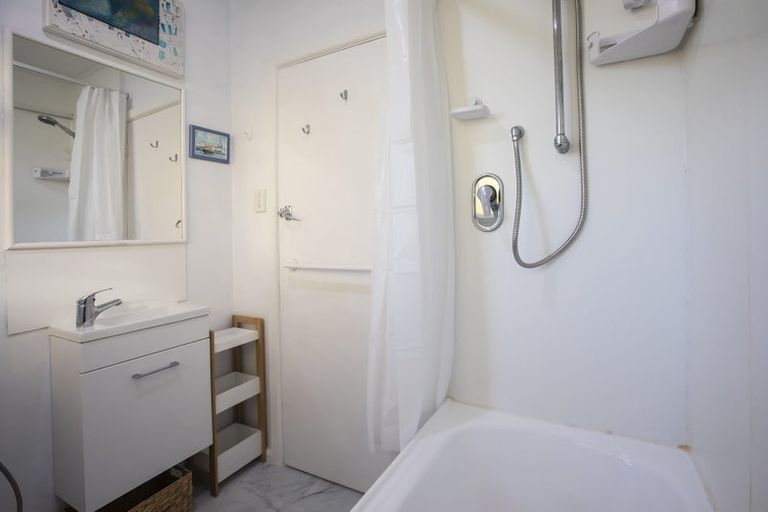 Photo of property in 6/78 Holly Road, St Albans, Christchurch, 8014