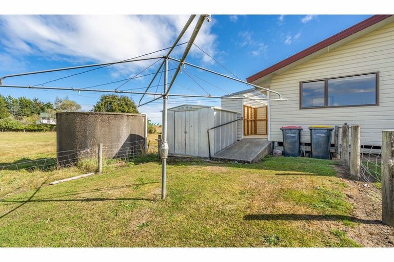 Photo of property in 66 Clifden Highway, Tuatapere, 9691