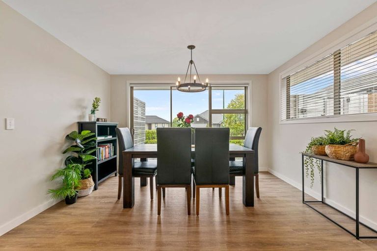 Photo of property in 24 Stevenson Drive, Papamoa, 3118