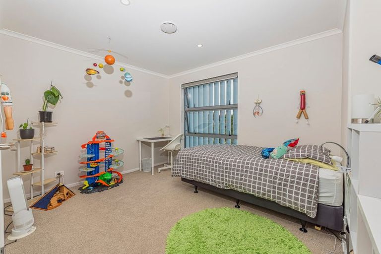 Photo of property in 52 Bomb Point Drive, Hobsonville, Auckland, 0616