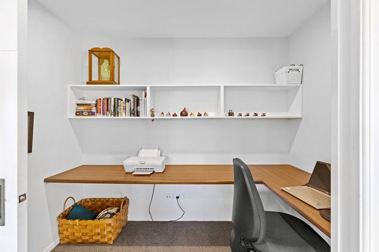 Photo of property in 50 Burnham School Road, Rolleston, 7614