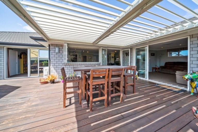 Photo of property in 28 Coby Sydney Drive, Bell Block, New Plymouth, 4312