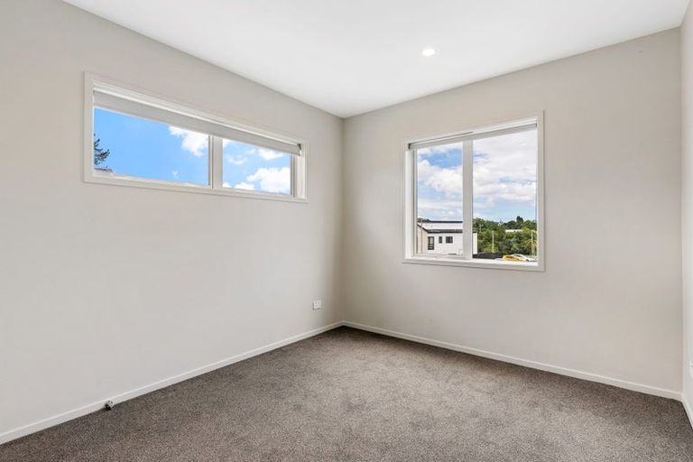 Photo of property in 8 Recovery Road, Papakura, 2110