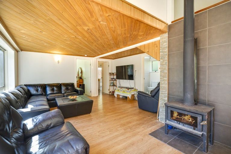 Photo of property in 165 Boons Valley Road, Waikawa, Picton, 7220