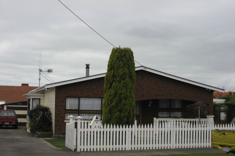 Photo of property in 23 Wilton Street, Levin, 5510