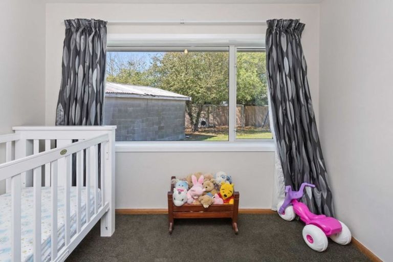 Photo of property in 12 Kuaka Crescent, Bromley, Christchurch, 8062