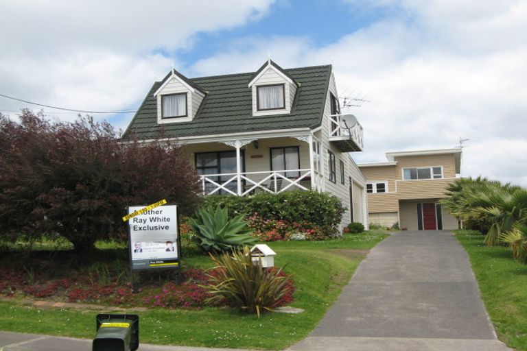 Photo of property in 17a Tiri Road, Manly, Whangaparaoa, 0930