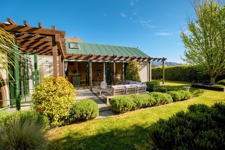 Photo of property in 15 Hope Avenue, Lake Hayes, Queenstown, 9304