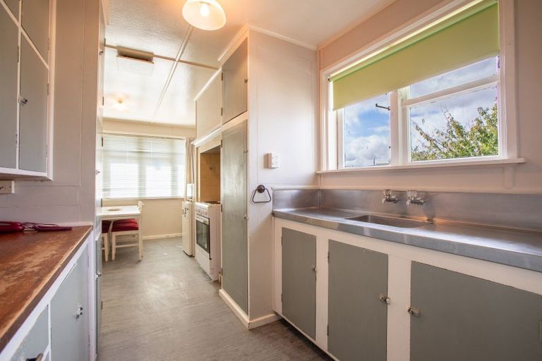 Photo of property in 18 Christian Street, Dannevirke, 4930