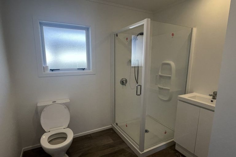 Photo of property in 35 Mcgiffert Street, Palmerston North, 4410