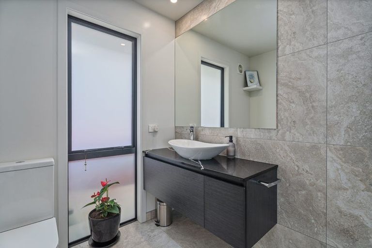 Photo of property in 20 Ngaroma Crescent, Whitianga, 3510