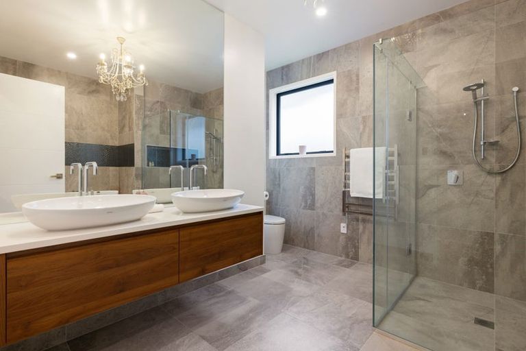 Photo of property in 70 Magellan Rise, Flagstaff, Hamilton, 3210