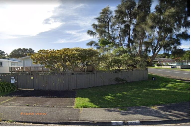 Photo of property in 54 Captain Scott Road, Glen Eden, Auckland, 0602