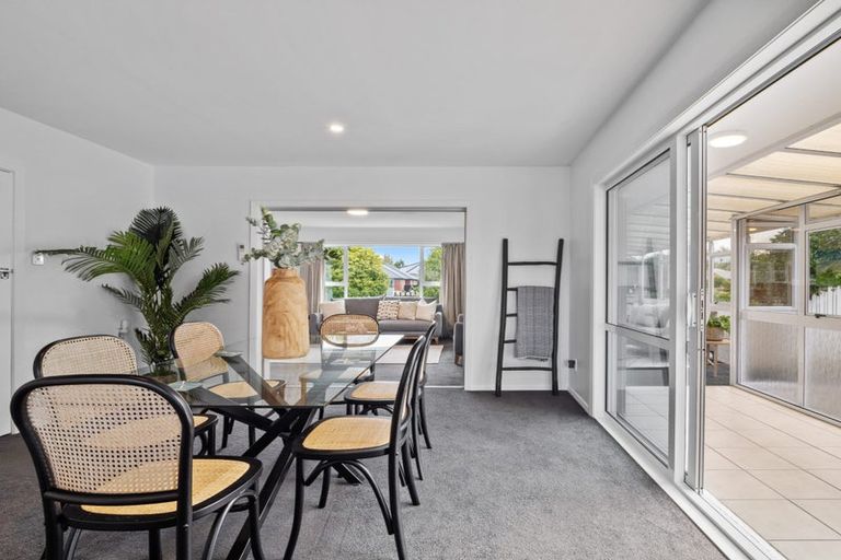 Photo of property in 408 Main North Road, Redwood, Christchurch, 8051