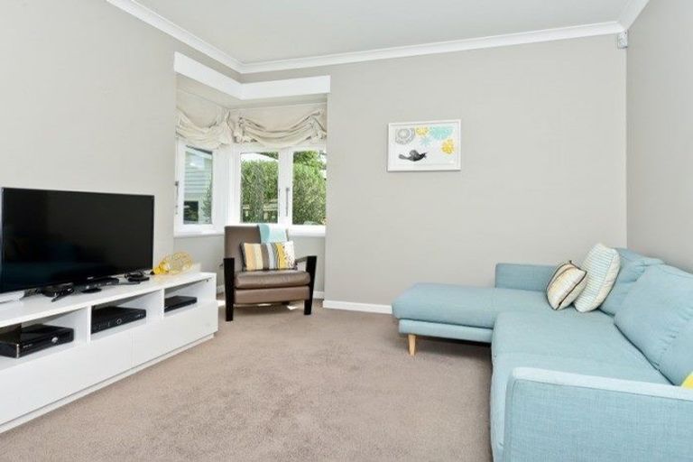 Photo of property in 4 Young Street, Claudelands, Hamilton, 3214