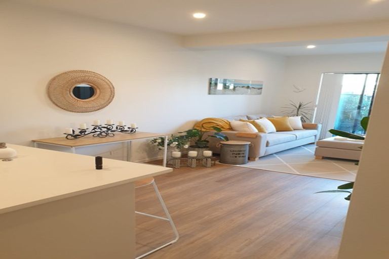 Photo of property in 13/47a Huntington Drive, Huntington Park, Auckland, 2013