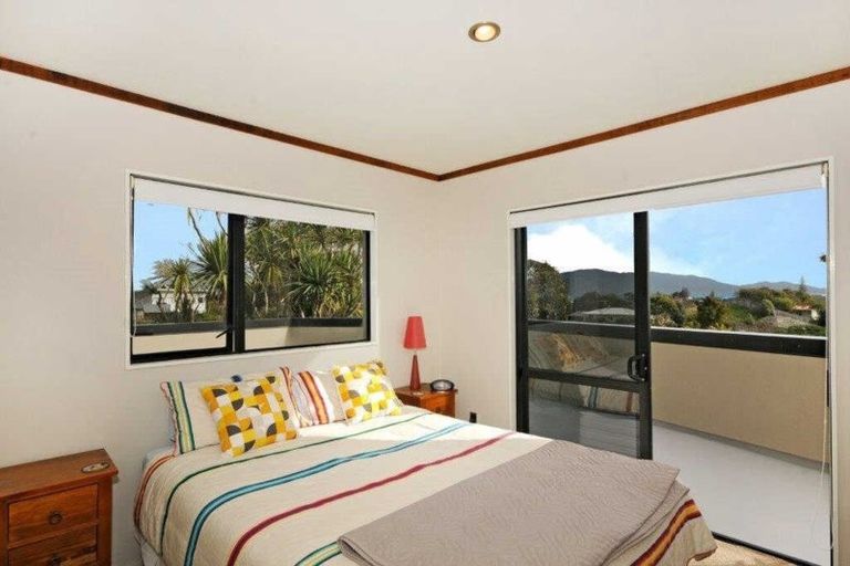 Photo of property in 4 Flaxmere Street, Waikanae Beach, Waikanae, 5036