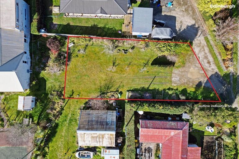 Photo of property in 32 Bay Road, Warrington, 9471