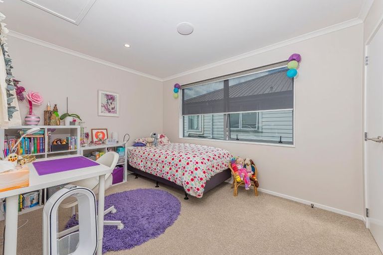 Photo of property in 52 Bomb Point Drive, Hobsonville, Auckland, 0616