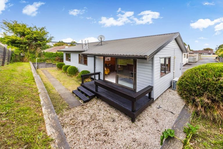 Photo of property in 3/32 Great South Road, Papakura, 2110
