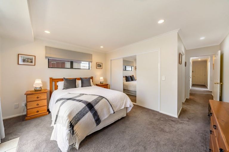 Photo of property in 51 Fraser Crescent, Elderslea, Upper Hutt, 5018