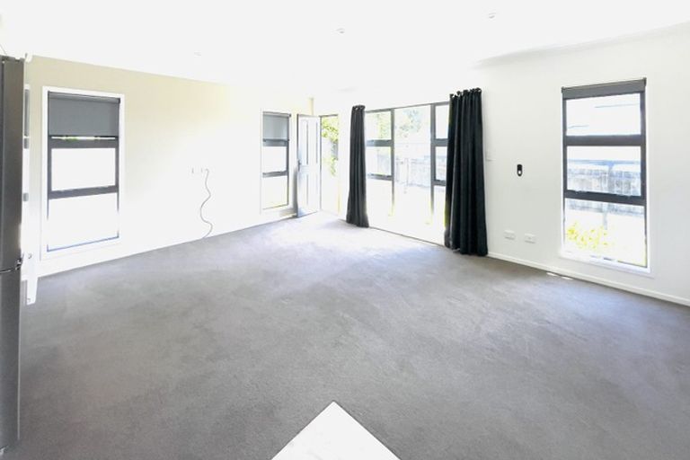 Photo of property in 10 Arataki Way, Glen Eden, Auckland, 0602