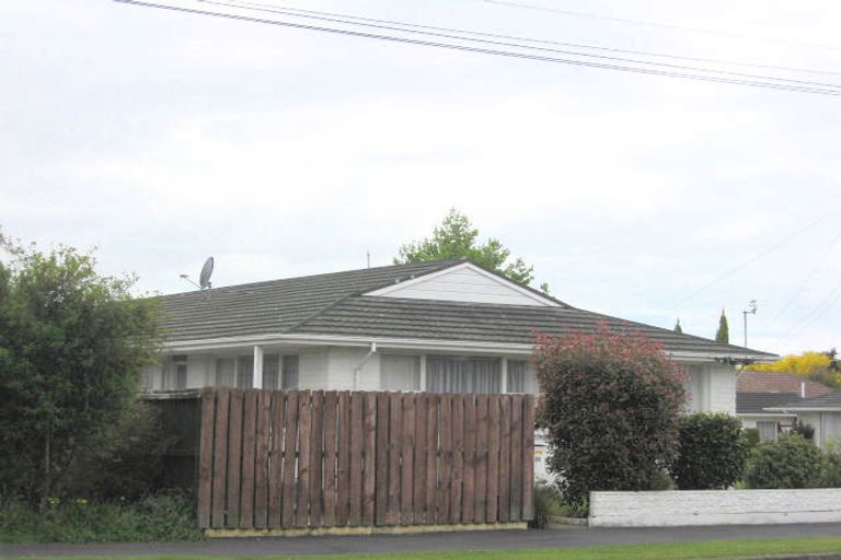 Photo of property in 1/90 Isleworth Road, Bishopdale, Christchurch, 8053