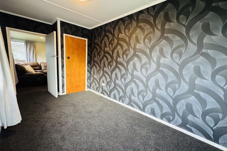 Photo of property in 30 Collean Street, Wallacetown, 9816