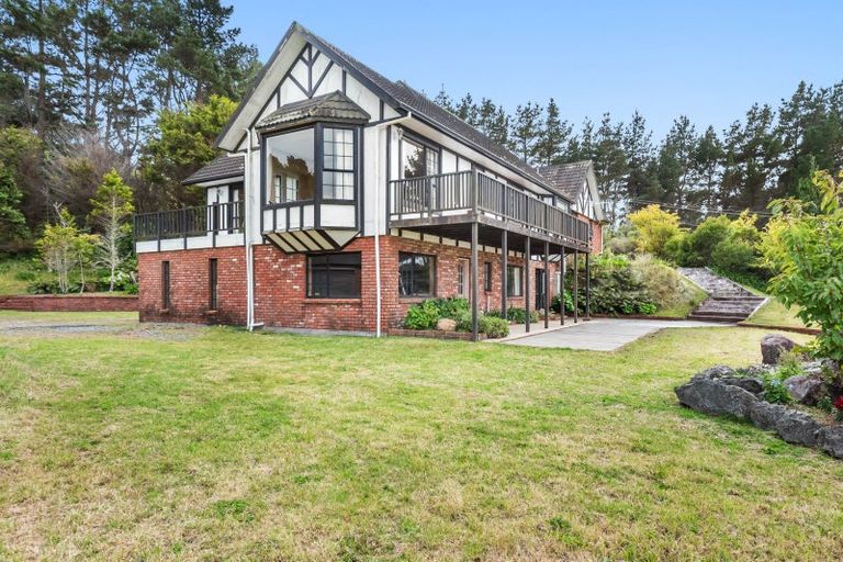 Photo of property in 117 Sweetacres Drive, Belmont, Lower Hutt, 5010