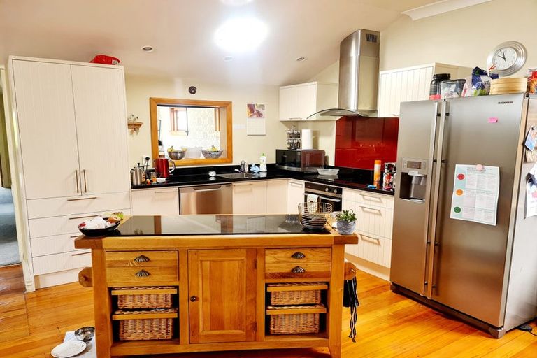 Photo of property in 14 Murray Street, Wallaceville, Upper Hutt, 5018