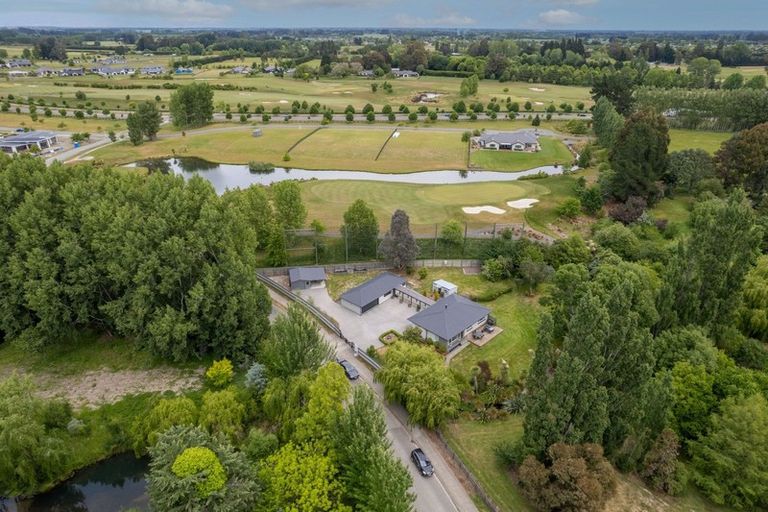 Photo of property in 70 Mapleham Drive, Pegasus, 7612