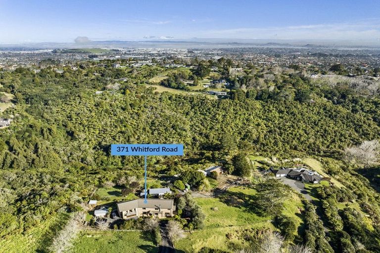 Photo of property in 371 Whitford Road, Whitford, Howick, 2571