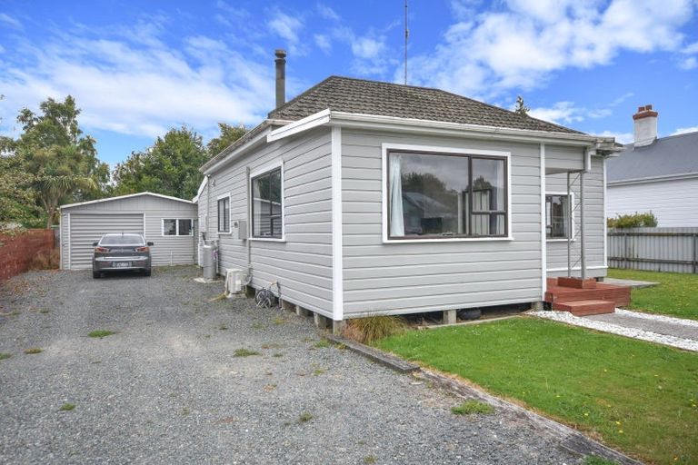 Photo of property in 30 Burns Street, Milton, 9220