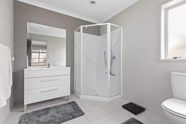 Photo of property in 97 Millers Road, Brookfield, Tauranga, 3110