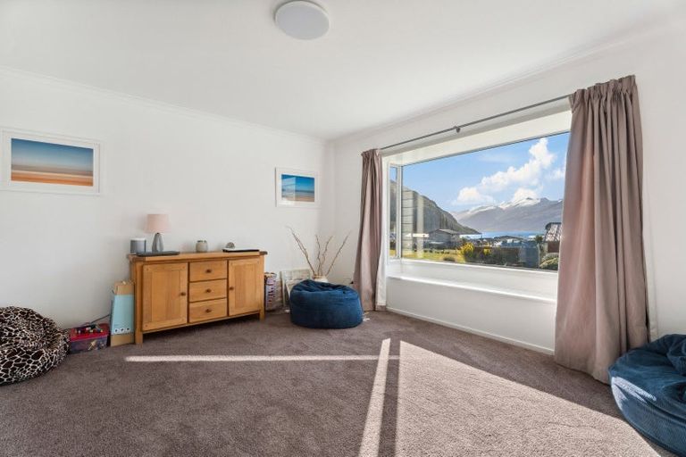 Photo of property in 1 Hector Close, Kingston, Athol, 9793