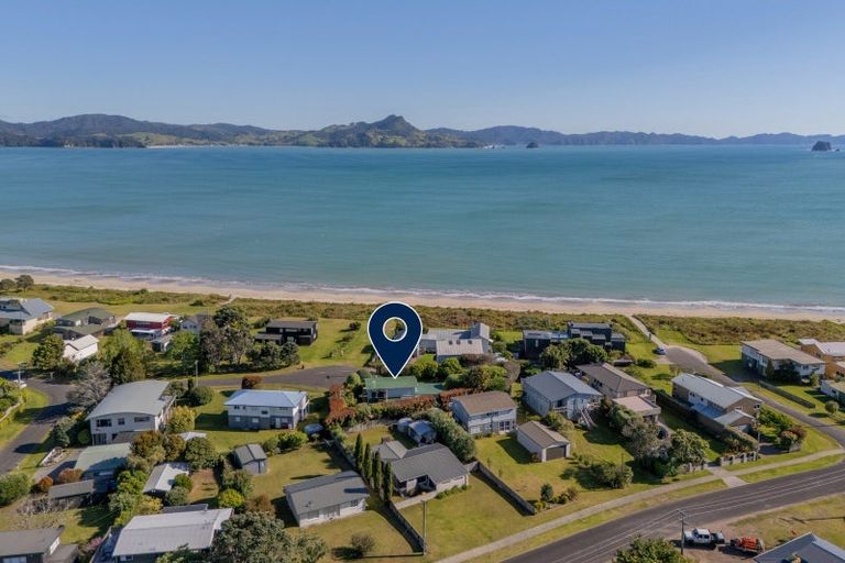 Photo of property in 14 Endeavour Place, Cooks Beach, Whitianga, 3591