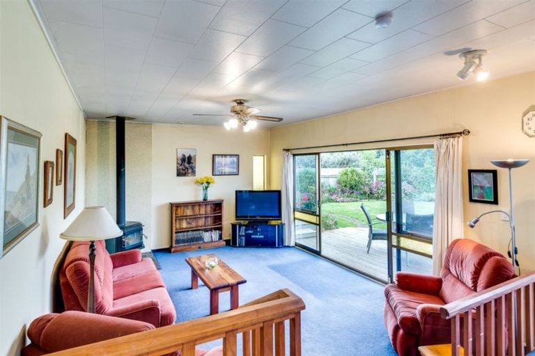 Photo of property in 16 Shirley Place, Bay View, Napier, 4104