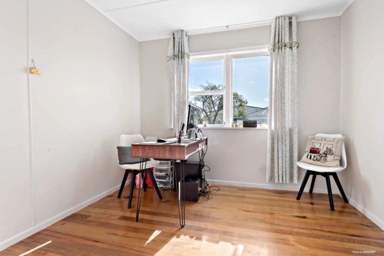 Photo of property in 33 Royston Street, Rosehill, Papakura, 2113