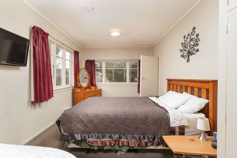 Photo of property in 6 Paul Street, Waimate, 7924