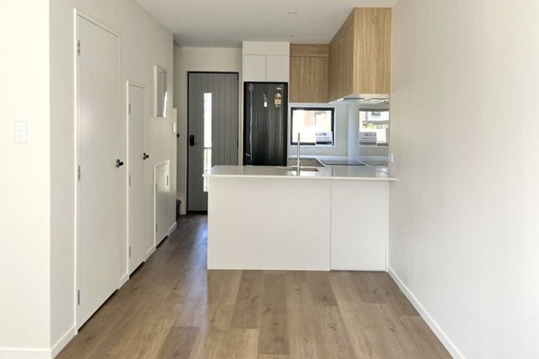 Photo of property in 3/25 Jabuka Street, Glen Eden, Auckland, 0602