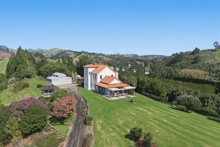 Photo of property in 1a Ngapeke Road, Welcome Bay, Tauranga, 3175