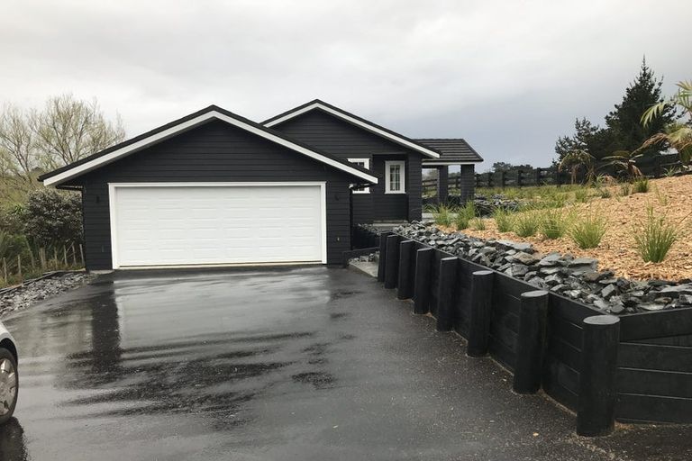 Photo of property in 335 Whitford Road, Whitford, Howick, 2571