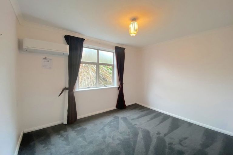 Photo of property in 11-19 Wellington Street, Picton, 7220