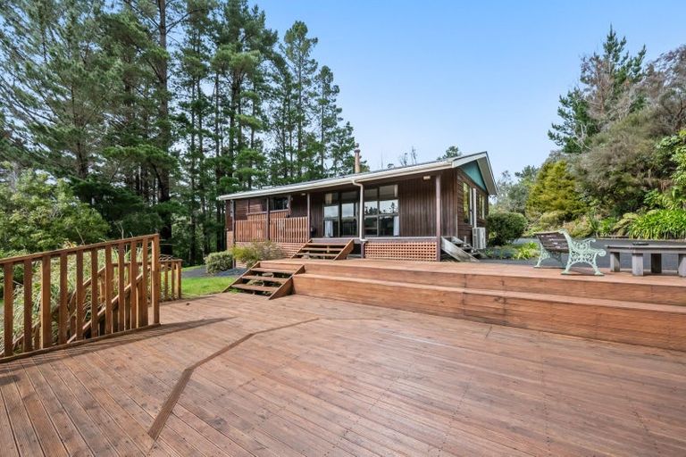 Photo of property in 70 Kaitoke Loop, Kaitoke, Upper Hutt, 5018