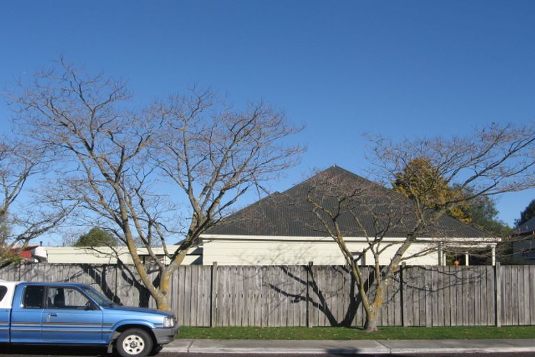 Photo of property in 402-404 Whitehead Road, Hastings, 4122