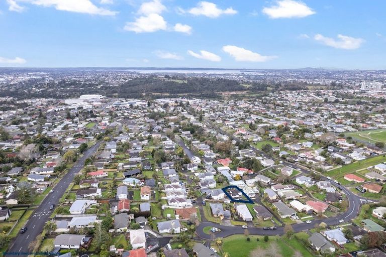 Photo of property in 83 Kamara Road, Glen Eden, Auckland, 0602