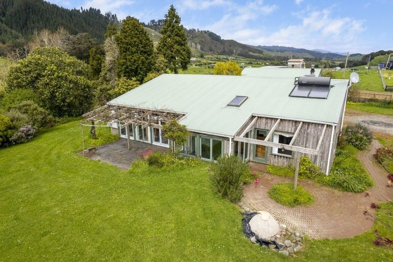 Photo of property in 47 Tame Porati Street, Manakau, 5573