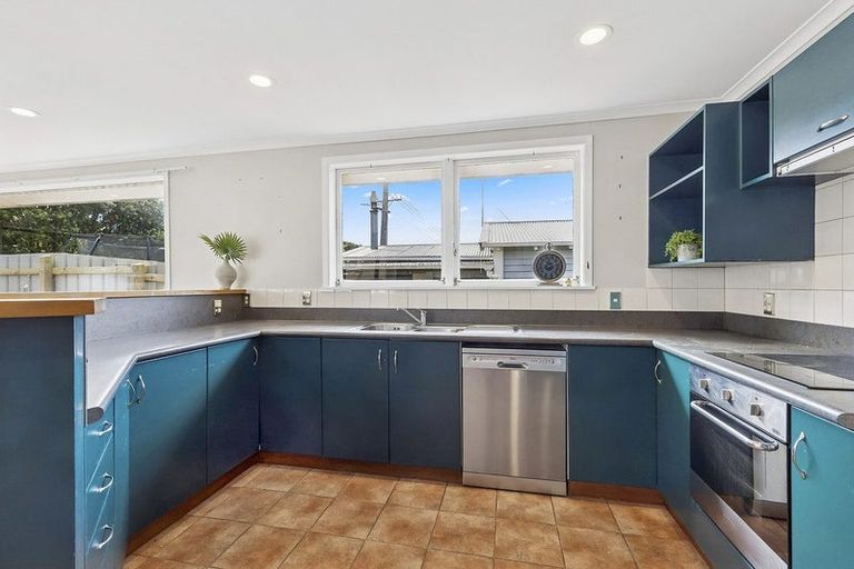 Photo of property in 8 Te Motu Road, Pukerua Bay, 5026