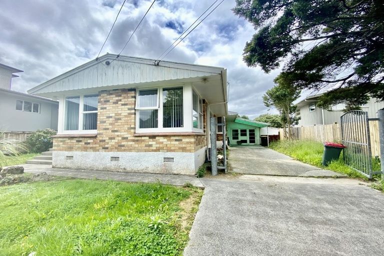 Photo of property in 14 Hillcrest Grove, Hillpark, Auckland, 2102