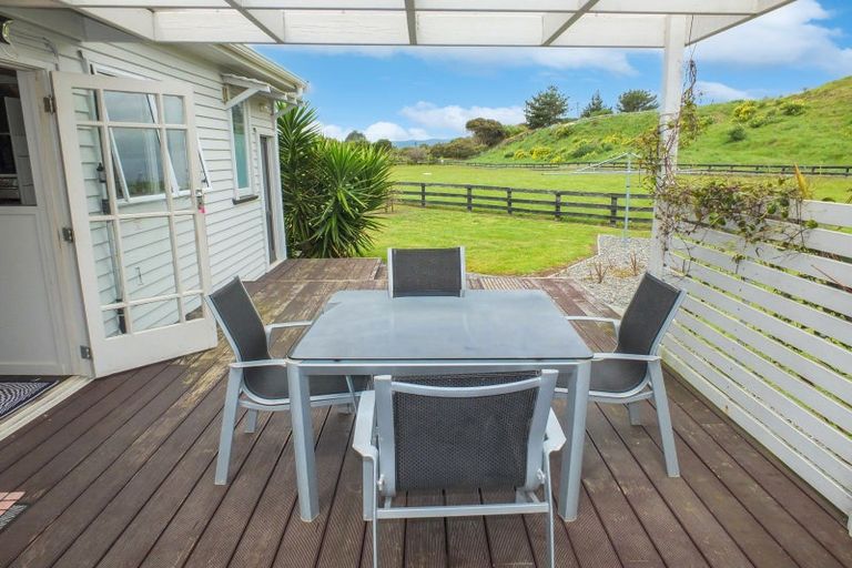 Photo of property in 125 Hickford Road, Foxton, 4893